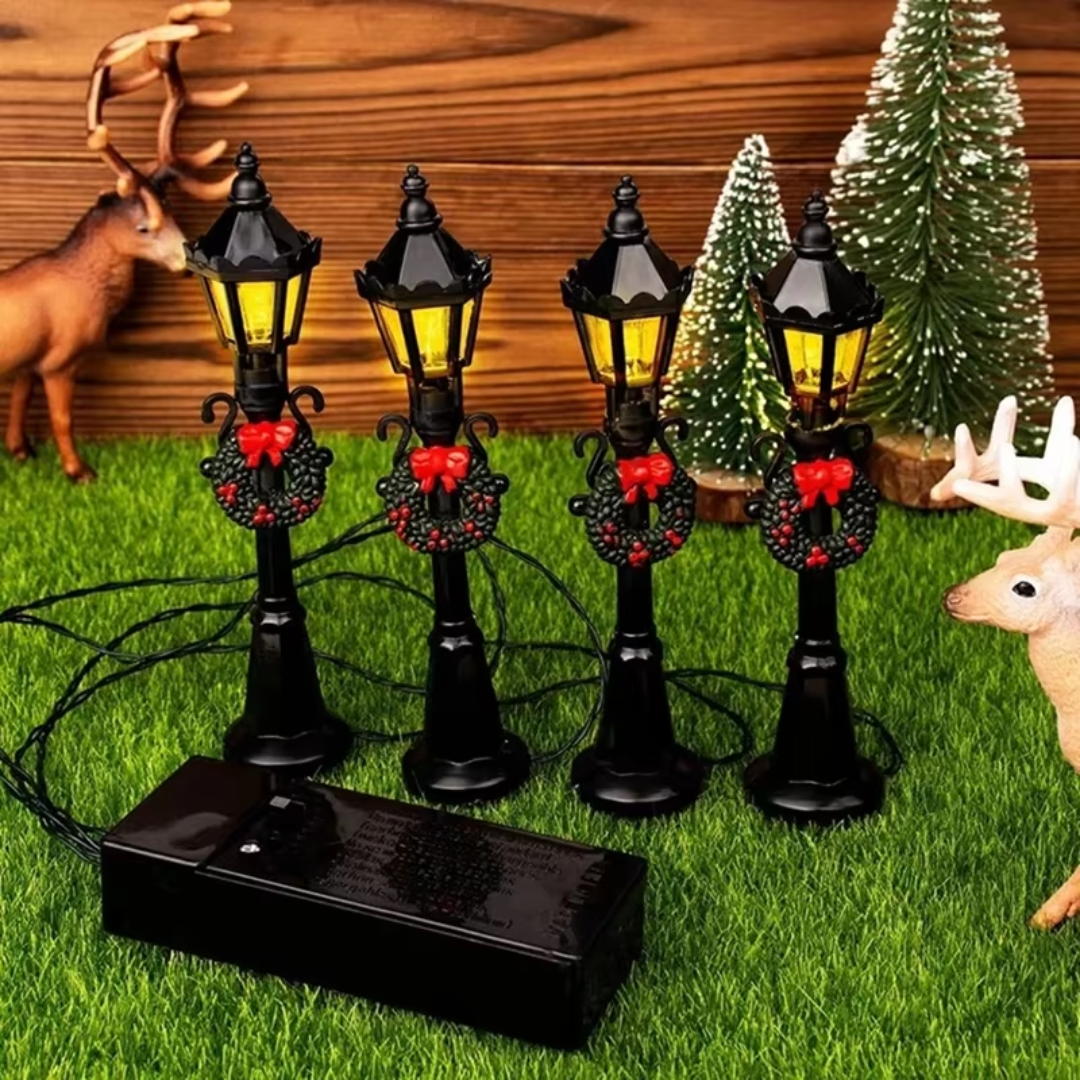 Mini Christmas Street Lamps – 4-Piece Set for Holiday Village & Fairy Garden (Two Styles)