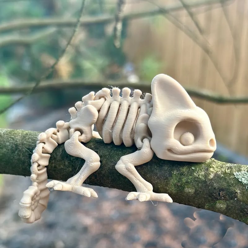 Skeleton 3d printed Spooky Chameleon